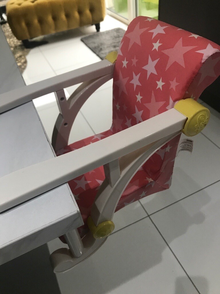 floating high chair